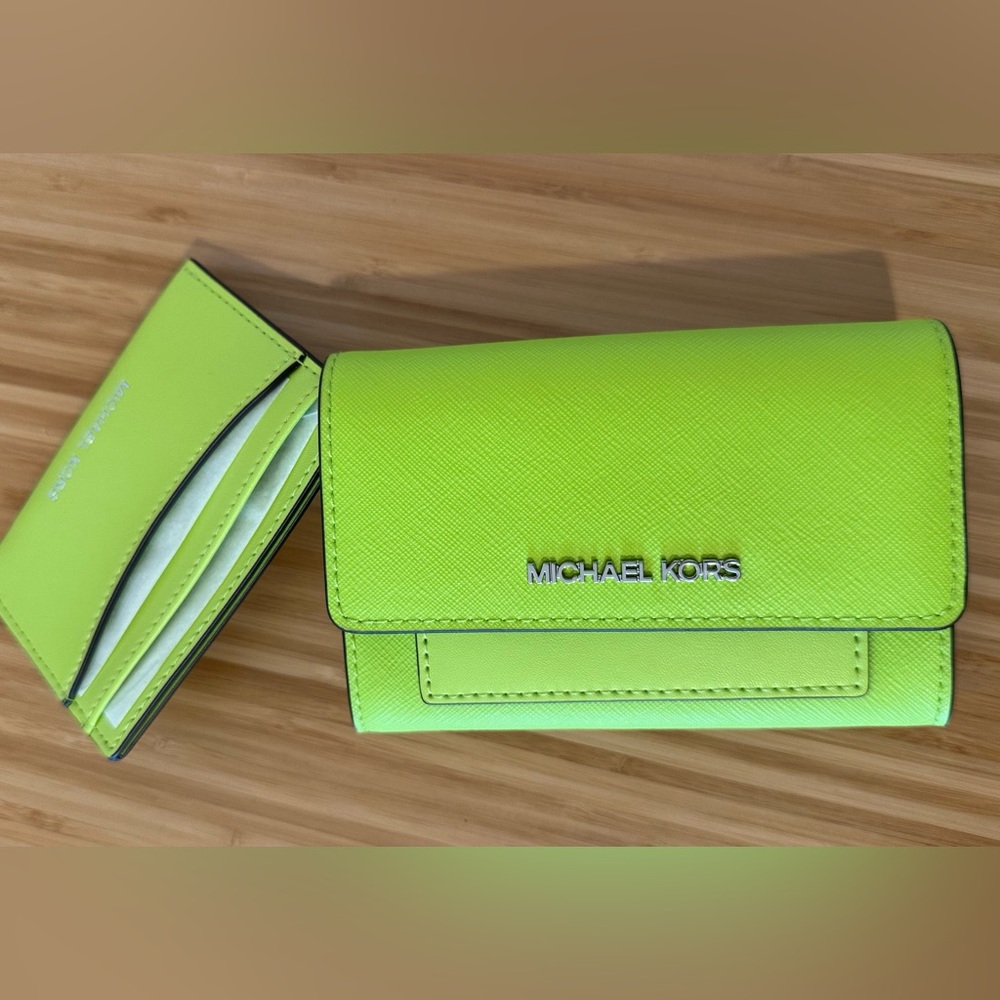 NWT Lime green Michael Kors wallet and removable card holder.